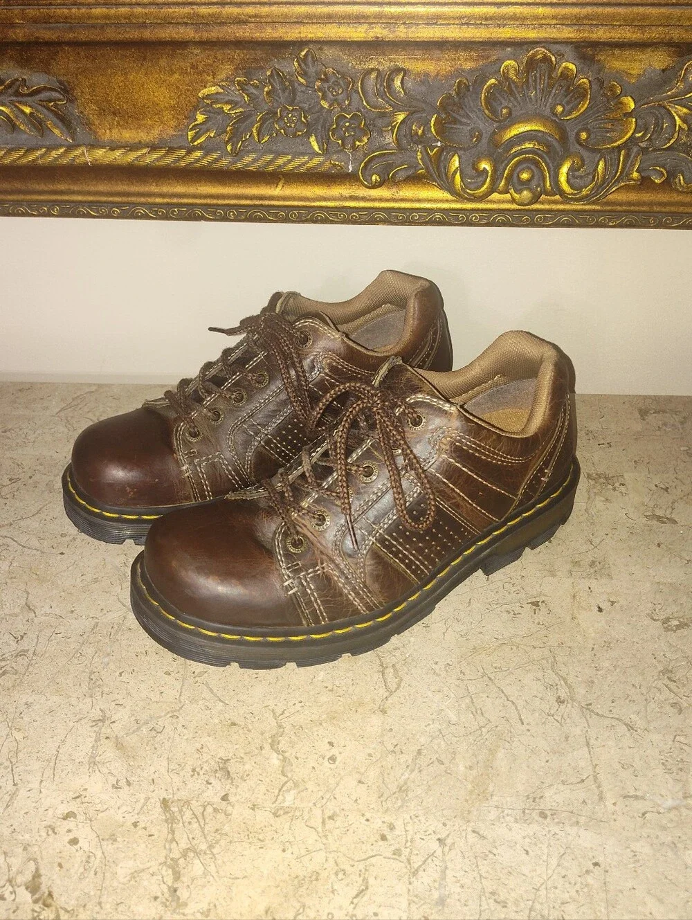 Dr Martens EVERETTE AW004  Men's Brown Leather Shoes - Durable Casual Lace-Up